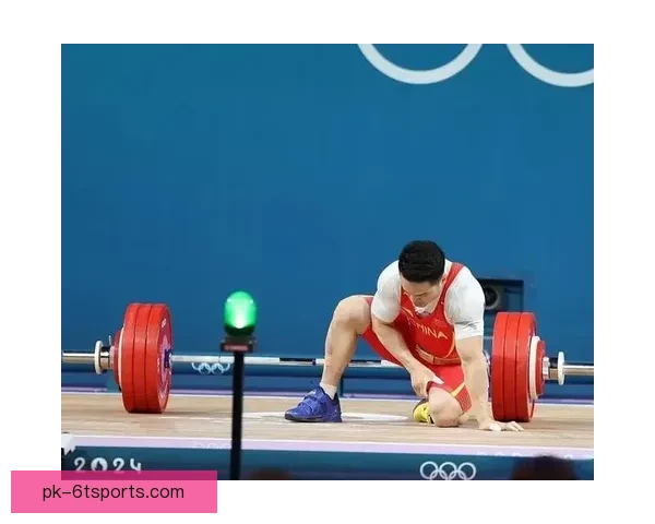 举重冠军：力量与毅力的完美结合