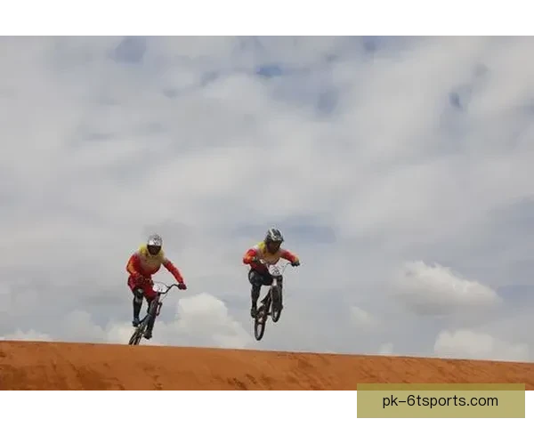 全面解读BMX联赛：赛事规则、选手风采及背后故事